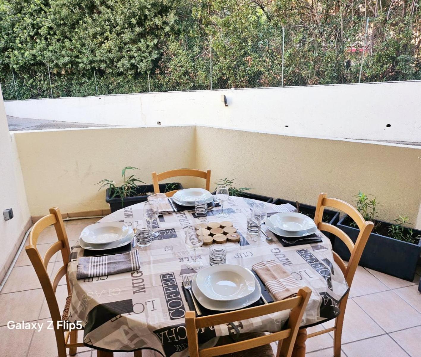 Balcon, Parking, Piscine Et Clim' A 2 Pas Du Port Santa Lucia Apartment Saint-Raphael  Luaran gambar