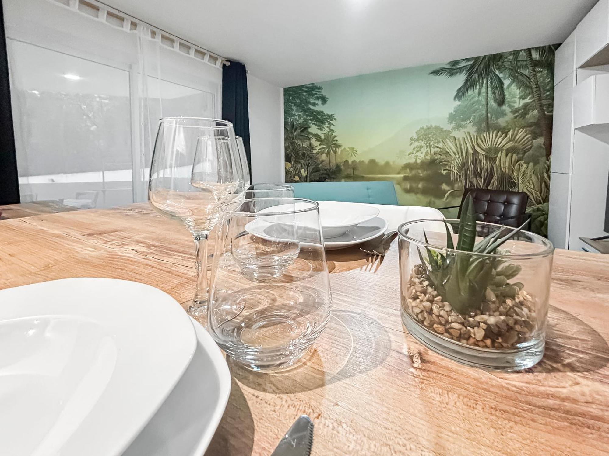 Balcon, Parking, Piscine Et Clim' A 2 Pas Du Port Santa Lucia Apartment Saint-Raphael  Luaran gambar