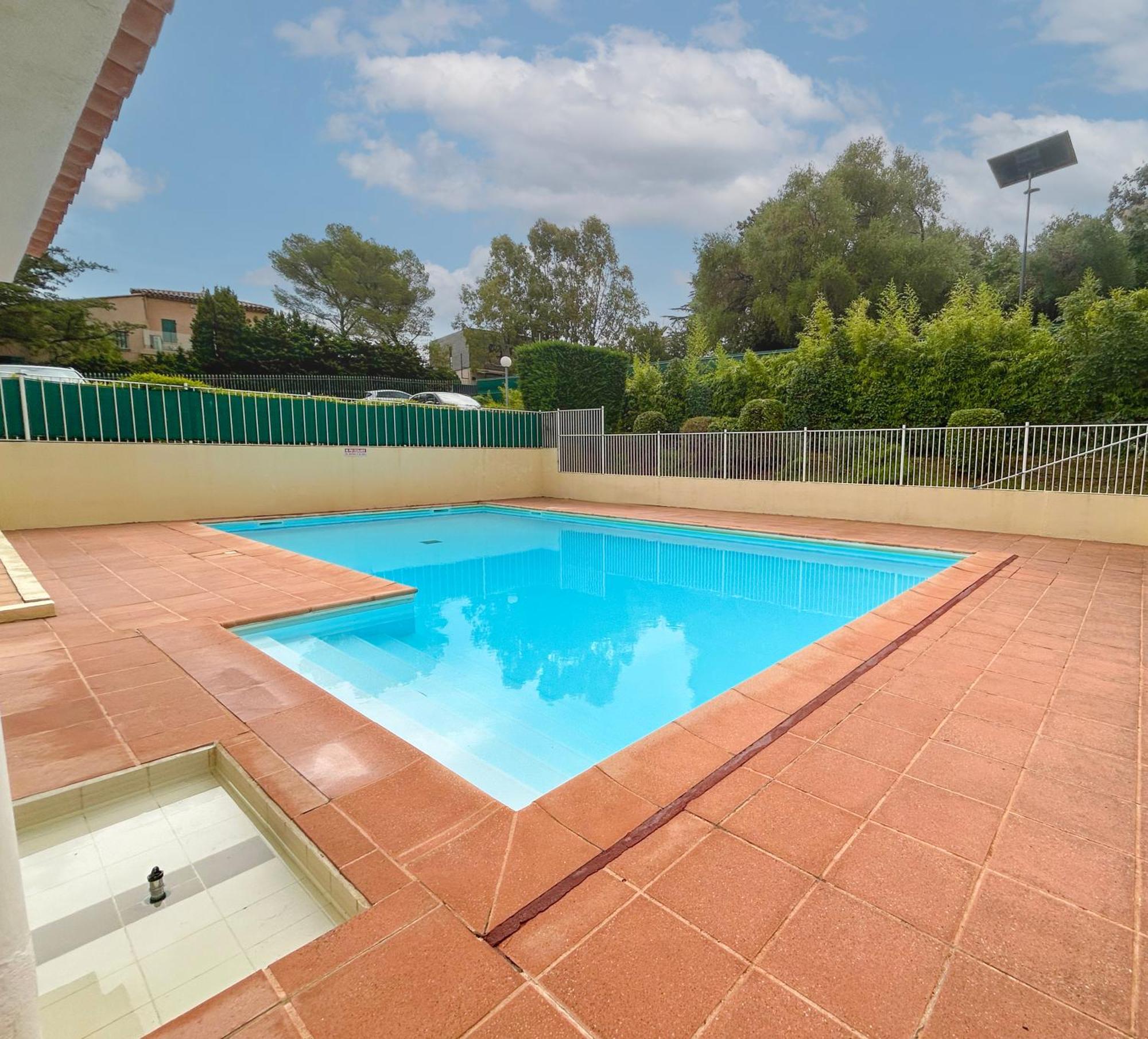 Balcon, Parking, Piscine Et Clim' A 2 Pas Du Port Santa Lucia Apartment Saint-Raphael  Luaran gambar
